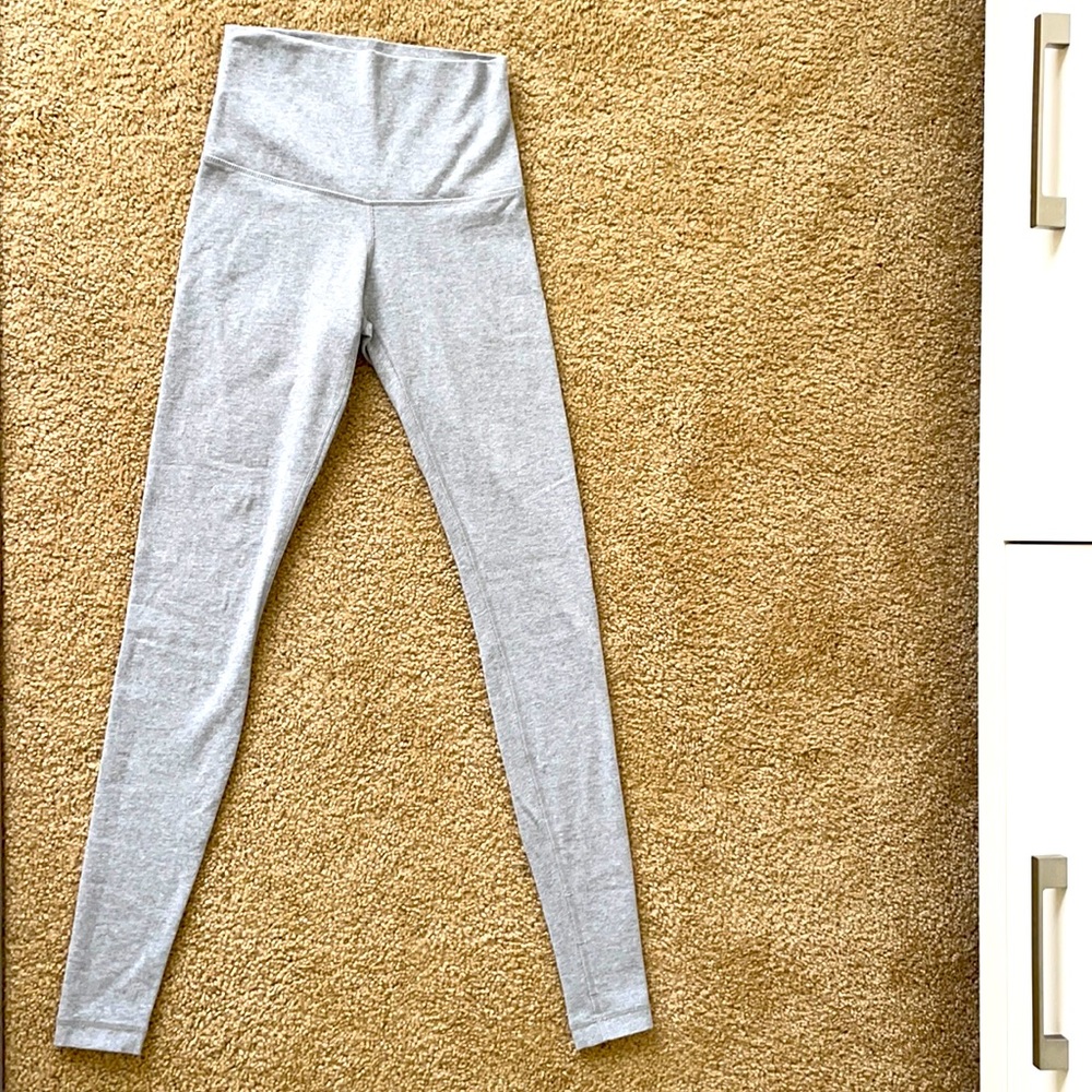 Lululemon grey leggings size 4